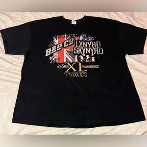 NWOT Bad Co/Lynard Skynard 40th Anniversary Concert Gildan Tshirt Men’s 2XL